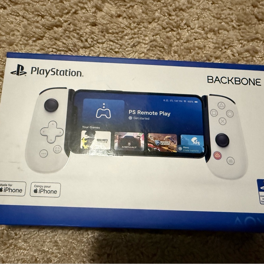 Backbone White Handheld Gaming Console - Picture 3 of 5